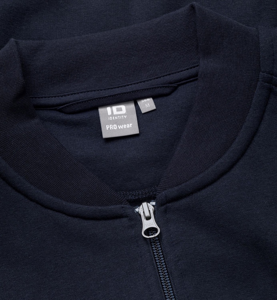 10406 Sweatshirtjacke | KGAB Museen